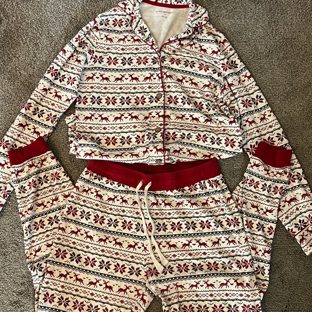 Burt’s and Bees Christmas Pajamas
